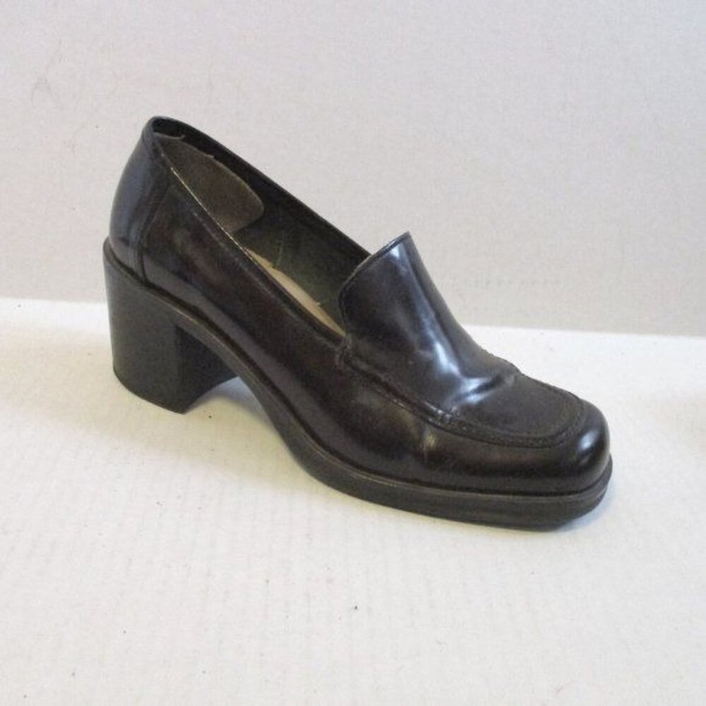 DRAFT*Nine West Chestnut Brown Loafer Patent Pumps